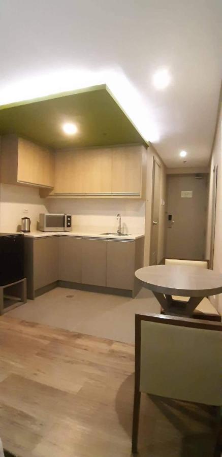 Studio Unit Condo At Antel Serenity Suites Makati Manila Dış mekan fotoğraf
