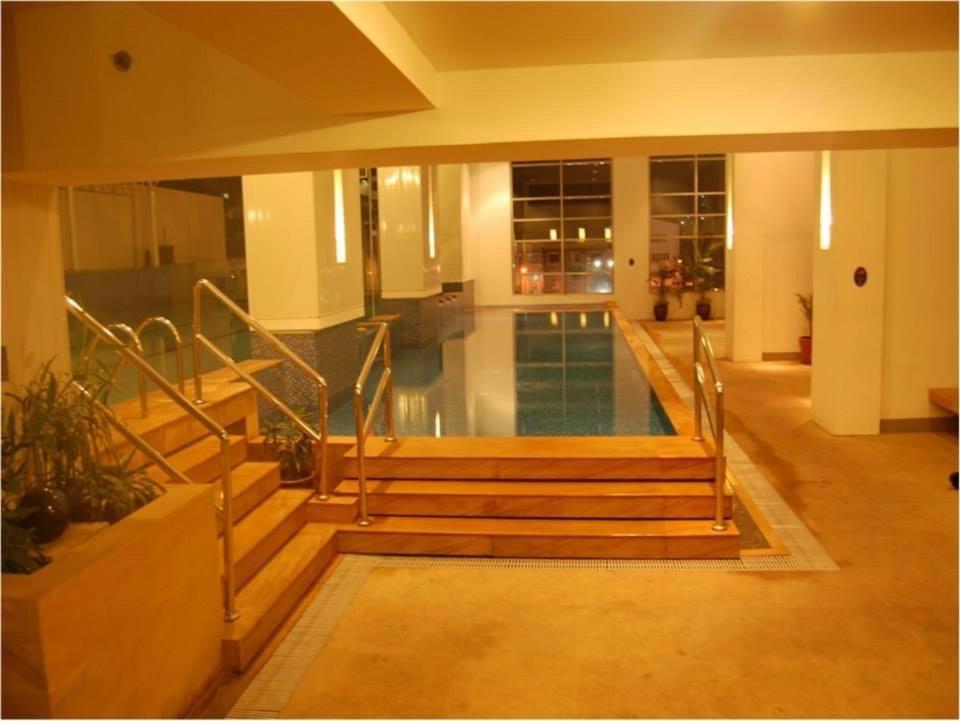 Studio Unit Condo At Antel Serenity Suites Makati Manila Dış mekan fotoğraf